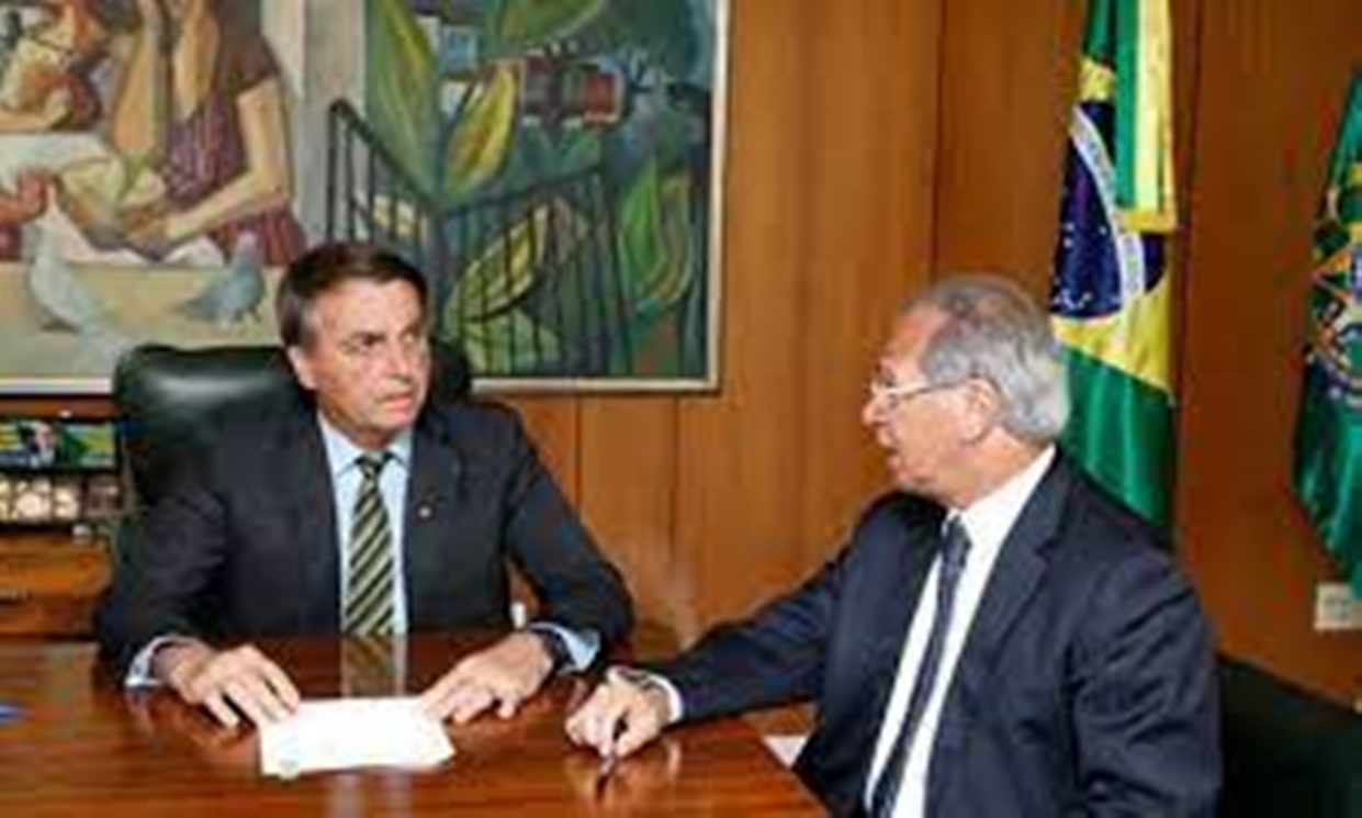 Photo of Bolsonaro vai a ministério discutir situação de Guedes  BNRJ