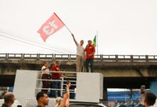 Photo of Prefeito de Maricá faz campanha com Dimas Gadelha em São Gonçalo